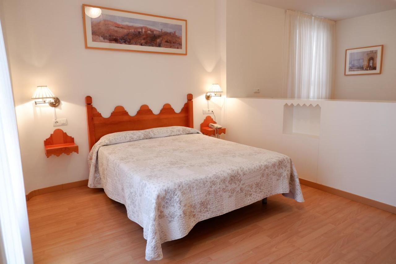 Hotel Andalucia Lanjarón Kültér fotó